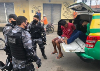 Polícia prende em flagrante dupla suspeita de assaltos na Santa Maria da Codipi